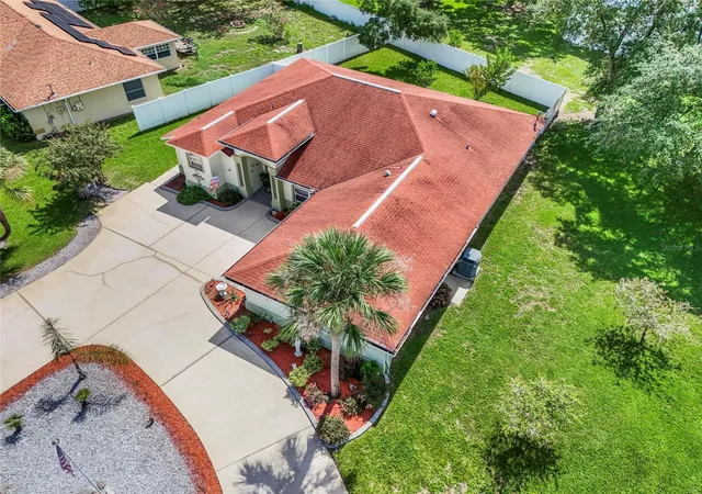 Photo 3 of Single family home for sale at 43 Folson Ln, Palm Coast, FL 32137 | MLS# FC321078 | Listing updated on 2026-09-01