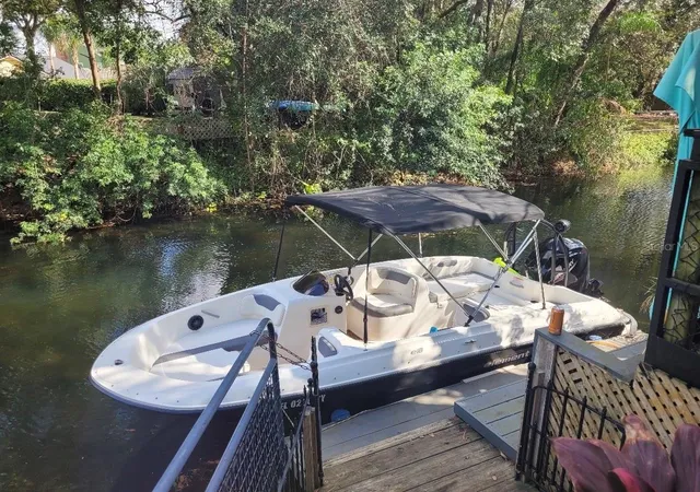 Photo 2 of Single family home for sale at 6809 Willoughby Ln, Belle Isle, FL 32812 | MLS# O6437602 | Listing updated on 2026-09-20