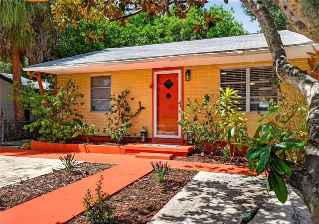 Photo 2 of Single family home for sale at 5613 12th Ave S, Gulfport, FL 33707 | MLS# TB8543684 | Listing updated on 2026-09-07