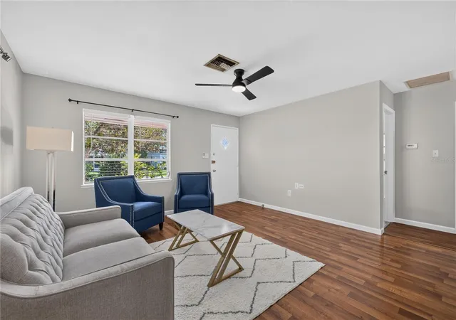 Photo 3 of Single family home for sale at 5613 12Th Ave S, Gulfport, FL 33707 | MLS# TB8543684 | Listing updated on 2026-09-22