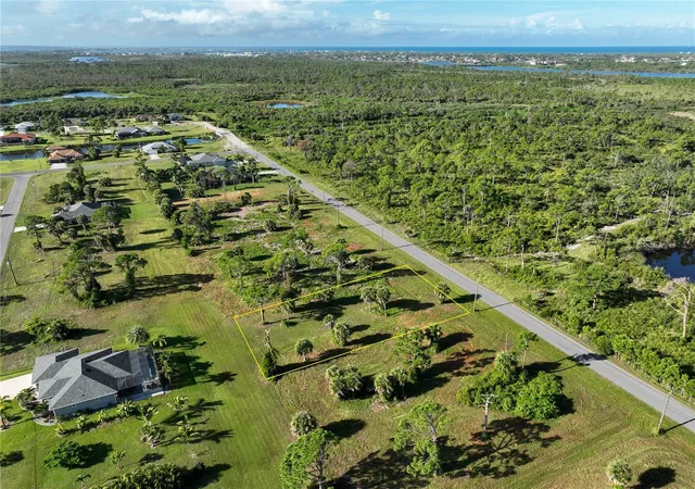 Photo 19 of Land for sale at 275 Rotonda Blvd S, Rotonda West, FL 33947 | MLS# D6148611 | Listing updated on 2026-09-01