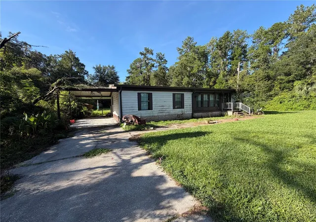 Photo 3 of Manufactured home for sale at 7331 Cornflower Rd, Brooksville, FL 34601 | MLS# TB8543690 | Listing updated on 2026-08-30