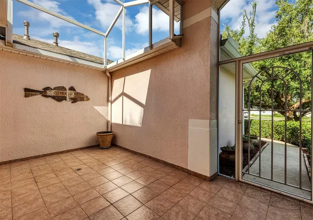 Photo 4 of Single family home for sale at 4958 Portsmouth St, Tavares, FL 32778 | MLS# V4950996 | Listing updated on 2026-10-07