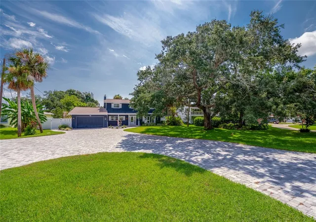 Photo 3 of Single family home for sale at 835 John Anderson Dr, Ormond Beach, FL 32176 | MLS# FC321079 | Listing updated on 2026-09-26