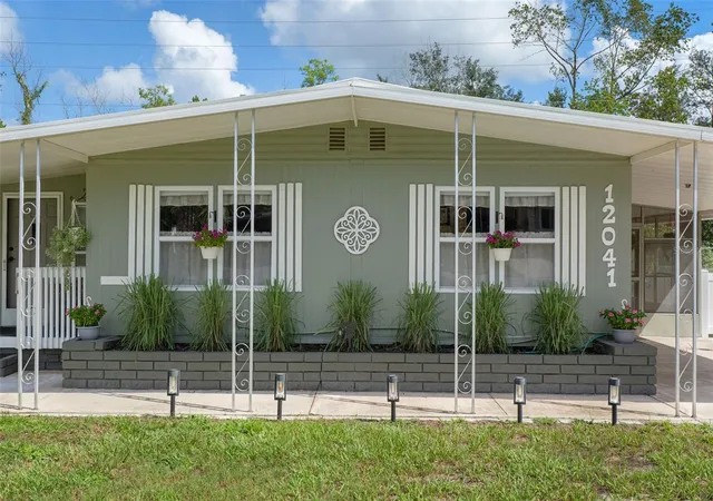 Photo 5 of Manufactured home for sale at 12041 Fairway Ave, Brooksville, FL 34613 | MLS# TB8543694 | Listing updated on 2026-08-30