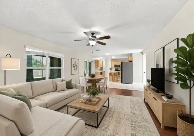 Photo 3 of Single family home for sale at 507 Granite Cir, Chuluota, FL 32766 | MLS# O6437609 | Listing updated on 2026-09-28