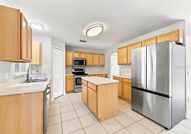 Single family home for sale at 507 Granite Cir, CHULUOTA, FL 32766 | MLS# O6437609 | Listing updated on 2026-09-28