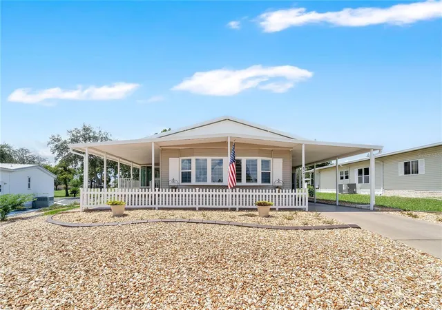 Photo 1 of Manufactured home for sale at 8241 Weatherford Ave, Brooksville, FL 34613 | MLS# L4964669 | Listing updated on 2026-08-30