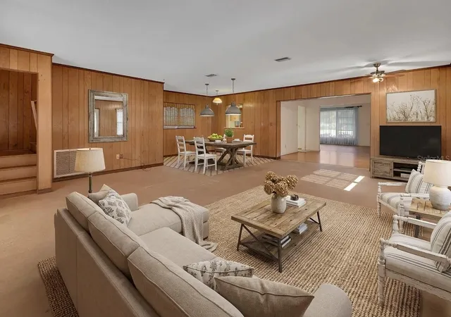 Photo 4 of Single family home for sale at 601 Glenwood Rd, Deland, FL 32720 | MLS# V4950997 | Listing updated on 2026-09-27