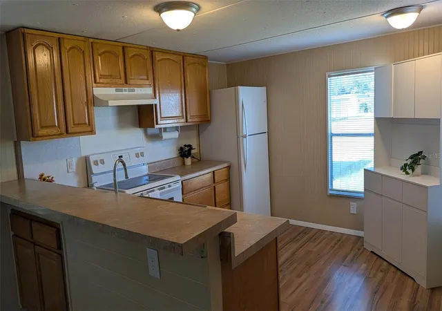Photo 3 of Manufactured home for sale at 39518 Sterling Dr, Zephyrhills, FL 33542 | MLS# A4704452 | Listing updated on 2026-10-04