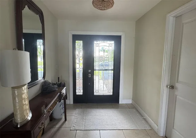 Photo 5 of Single family home for sale at 1009 Indian Hills Ct, Venice, FL 34293 | MLS# TB8543703 | Listing updated on 2026-08-31