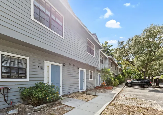 Photo 2 of Townhouse for sale at 1910 W Sligh Ave #E102, Tampa, FL 33604 | MLS# TB8543707 | Listing updated on 2026-09-08