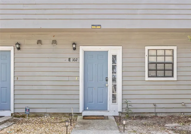 Photo 2 of Townhouse for sale at 1910 W Sligh Ave #E102, Tampa, FL 33604 | MLS# TB8543707 | Listing updated on 2026-10-20