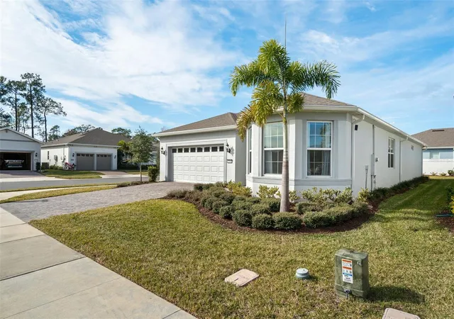 Photo 2 of Single family home for sale at 13360 Sunny Retreat Ln, Winter Garden, FL 34787 | MLS# S5156584 | Listing updated on 2026-09-02