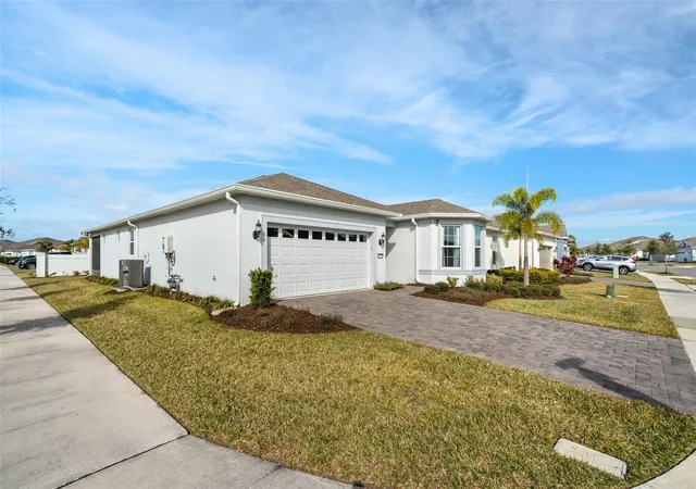 Photo 3 of Single family home for sale at 13360 Sunny Retreat Ln, Winter Garden, FL 34787 | MLS# S5156584 | Listing updated on 2026-09-02