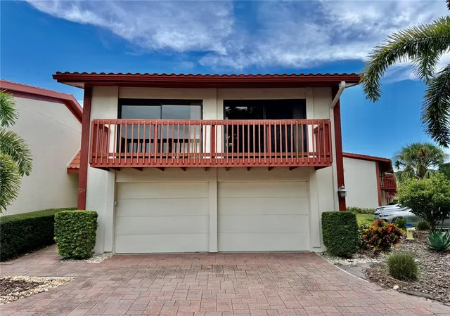 Photo 1 of Townhouse for sale at 718 Sorrento Inlet Dr #718, Nokomis, FL 34275 | MLS# A4704461 | Listing updated on 2026-09-07