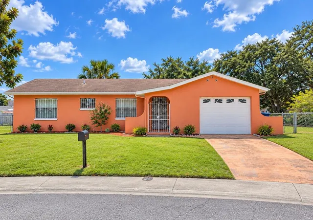 Photo 1 of Single family home for sale at 4068 Castlegate Dr, Orlando, FL 32839 | MLS# O6437626 | Listing updated on 2026-10-03