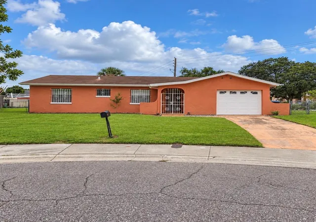 Single family home for sale at 4068 Castlegate Dr, ORLANDO, FL 32839 | MLS# O6437626
