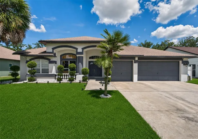 Photo 1 of Single family home for sale at 3926 Northridge Dr, Valrico, FL 33596 | MLS# TB8543720 | Listing updated on 2026-09-05