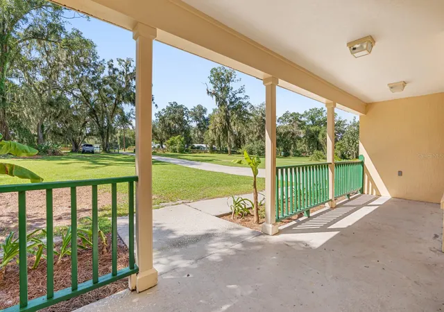 Photo 4 of Single family home for sale at 1435 Cherry Ln, Lakeland, FL 33811 | MLS# TB8543724 | Listing updated on 2026-10-27