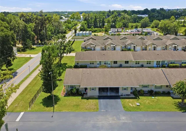 Photo 3 of Condo for sale at 246 Elmwood Ave #500, Deland, FL 32724 | MLS# V4951000 | Listing updated on 2026-10-07