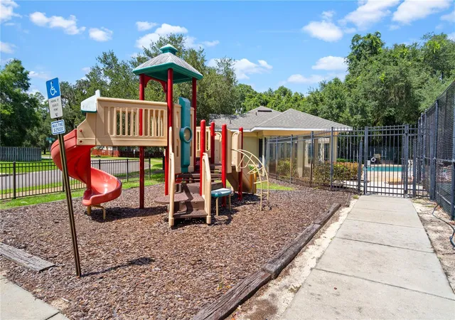 Photo 34 of Single family home for sale at 1861 Sw 65th Drive, Gainesville, FL 32607 | MLS# GC543105 | Listing updated on 2026-09-05