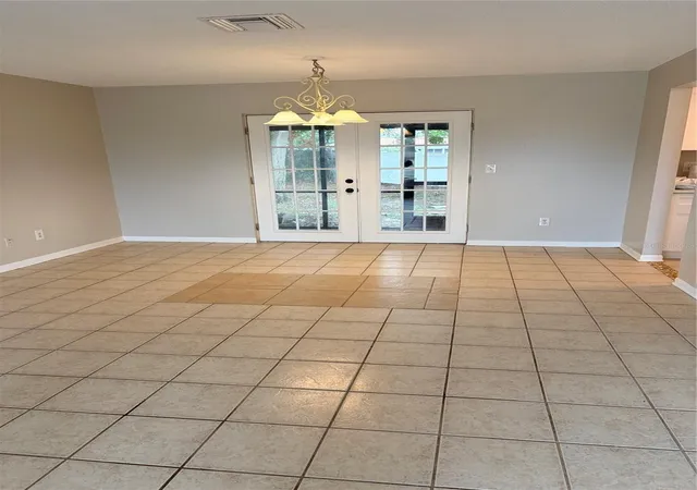 Photo 4 of Single family home for sale at 2942 Greynolds St, Deltona, FL 32738 | MLS# V4951002 | Listing updated on 2026-09-14