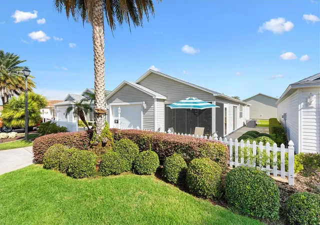 Photo 1 of Sale Pending at 2015 Peaceful Pl, The Villages, FL 32162 | MLS# G5117163 | Listing updated on 2026-10-08