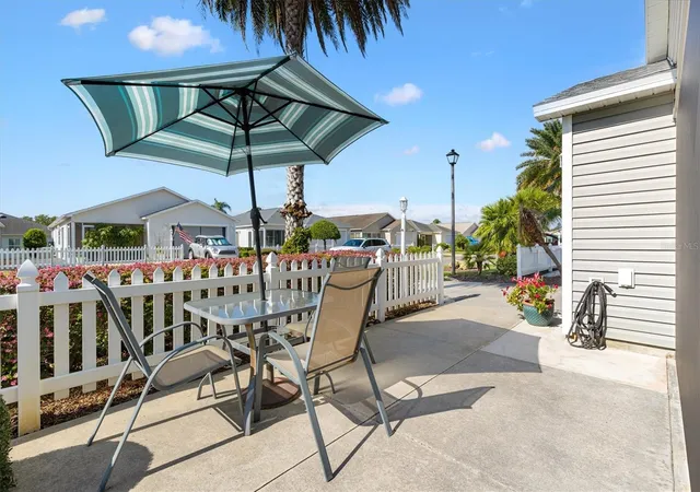 Photo 3 of Sale Pending at 2015 Peaceful Pl, The Villages, FL 32162 | MLS# G5117163 | Listing updated on 2026-10-08