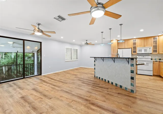 Photo 4 of Condo for sale at 631 Fairmont Ave #C, Safety Harbor, FL 34695 | MLS# TB8543750 | Listing updated on 2026-10-23