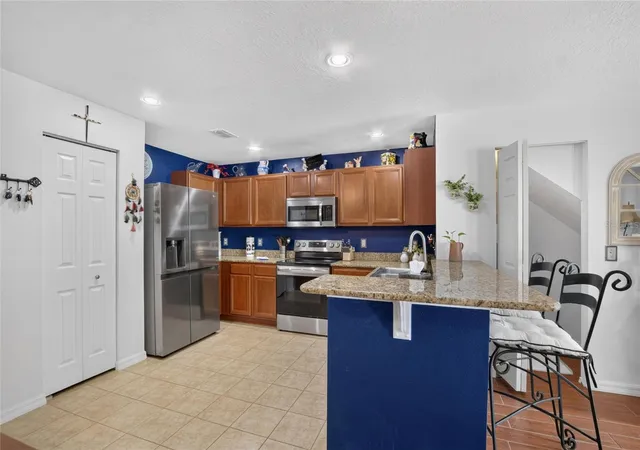 Photo 3 of Townhouse for sale at 2919 Royal Tuscan Ln, Valrico, FL 33594 | MLS# TB8543757 | Listing updated on 2026-09-15