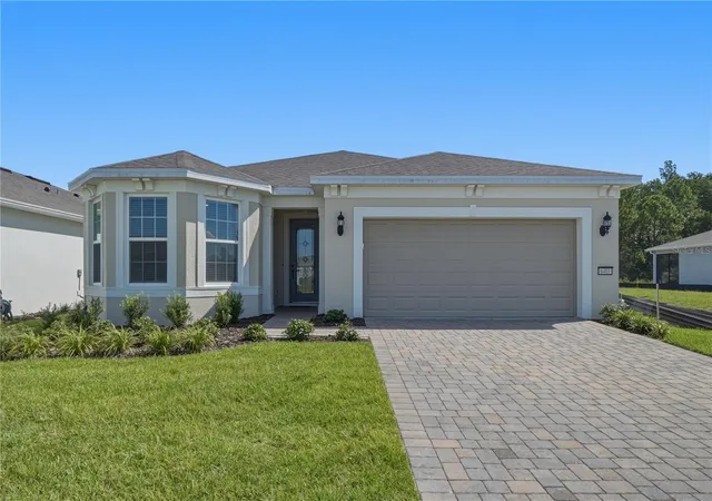 Photo 1 of Single family home for sale at 6401 White Willow Ct, St Cloud, FL 34771 | MLS# O6437657 | Listing updated on 2026-08-30