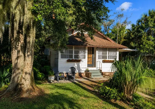Photo 1 of Single family home for sale at 7427 Chapel Ave, New Port Richey, FL 34652 | MLS# TB8543765 | Listing updated on 2026-10-01