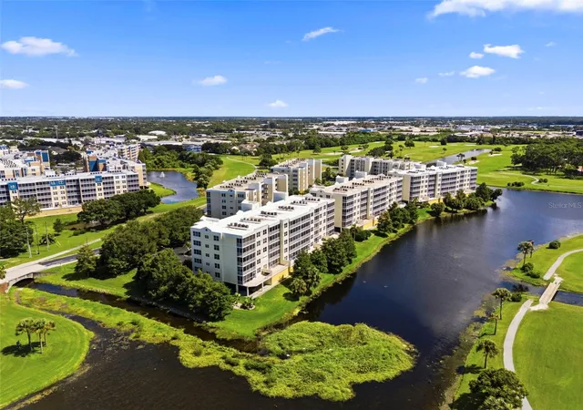 Photo 3 of Condo for sale at 1200 Country Clb Dr #5505, Largo, FL 33771 | MLS# TB8543766 | Listing updated on 2026-10-07