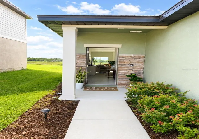 Photo 2 of Single family home for sale at 8728 Sportsman Loop, Groveland, FL 34736 | MLS# G5117167 | Listing updated on 2026-09-04