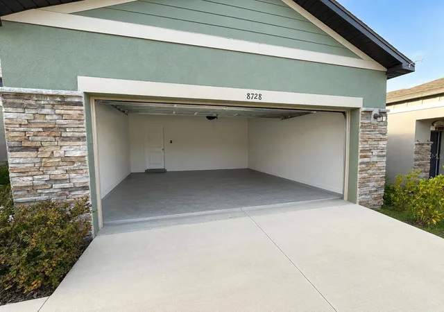Photo 24 of Single family home for sale at 8728 Sportsman Loop, Groveland, FL 34736 | MLS# G5117167 | Listing updated on 2026-09-04