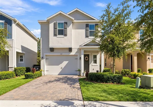 Photo 2 of Single family home for sale at 2349 Emerald Springs Dr, Apopka, FL 32712 | MLS# O6437663 | Listing updated on 2026-09-16