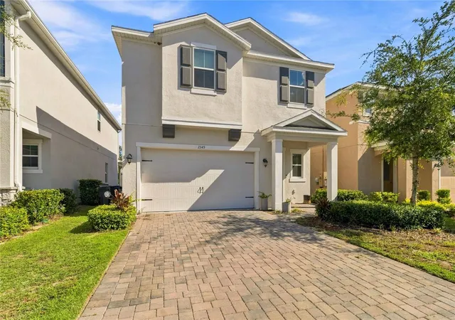 Photo 3 of Single family home for sale at 2349 Emerald Springs Dr, Apopka, FL 32712 | MLS# O6437663 | Listing updated on 2026-09-16