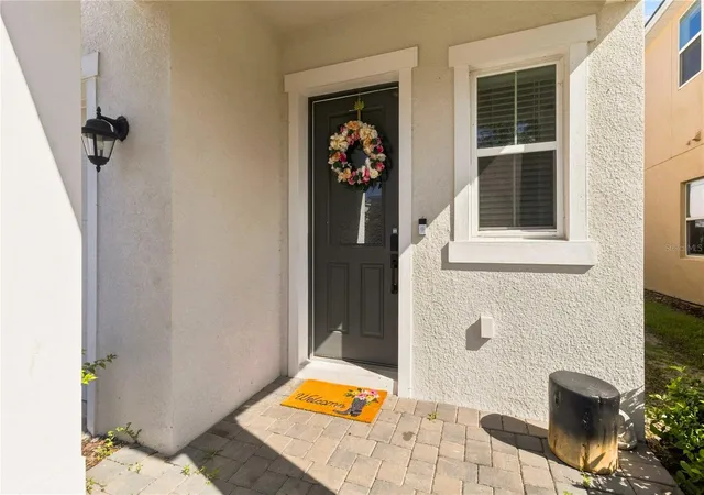 Photo 3 of Single family home for sale at 2349 Emerald Springs Dr, Apopka, FL 32712 | MLS# O6437663 | Listing updated on 2026-09-16