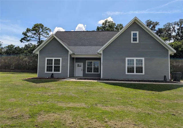 Photo 1 of Single family home for sale at 841 Nw 4th Ave, Williston, FL 32696 | MLS# O6437664 | Listing updated on 2026-08-31
