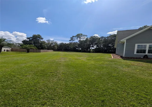 Photo 2 of Single family home for sale at 841 Nw 4th Ave, Williston, FL 32696 | MLS# O6437664 | Listing updated on 2026-08-31