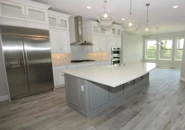 Photo 3 of Single family home for sale at 2512 Diamond Ridge Ct, Orlando, FL 32835 | MLS# O6437666 | Listing updated on 2026-09-08