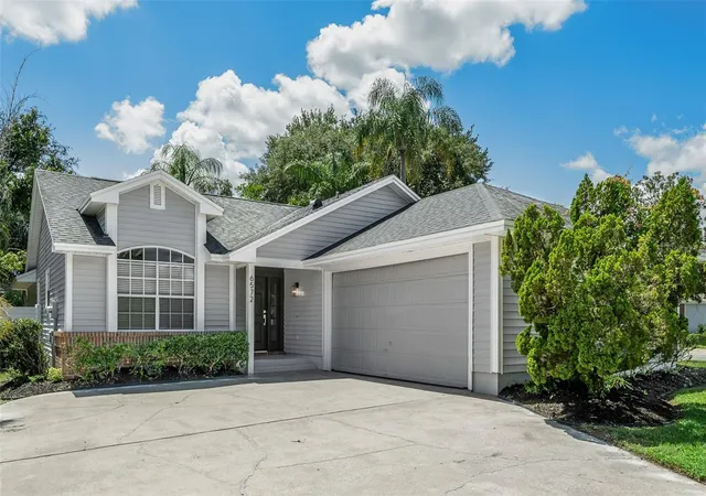 Photo 1 of Single family home for sale at 6572 Abercrombie Ct, Orlando, FL 32835 | MLS# O6437667 | Listing updated on 2026-09-13