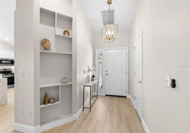 Photo 3 of Single family home for sale at 6572 Abercrombie Ct, Orlando, FL 32835 | MLS# O6437667 | Listing updated on 2026-09-13