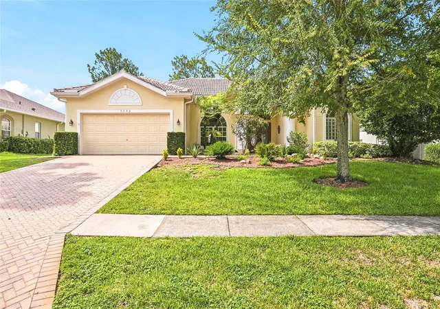 Photo 3 of Single family home for sale at 5326 Legend Hills Ln, Spring Hill, FL 34609 | MLS# TB8543782 | Listing updated on 2026-08-31