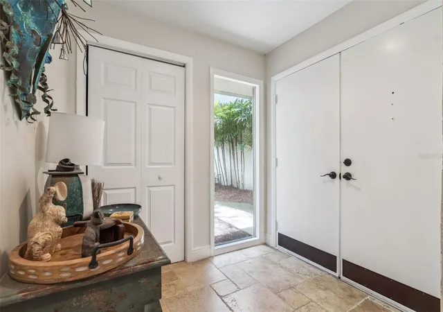 Photo 3 of Townhouse for sale at 117 Red Cedar Dr, Longwood, FL 32779 | MLS# O6437677 | Listing updated on 2026-09-07