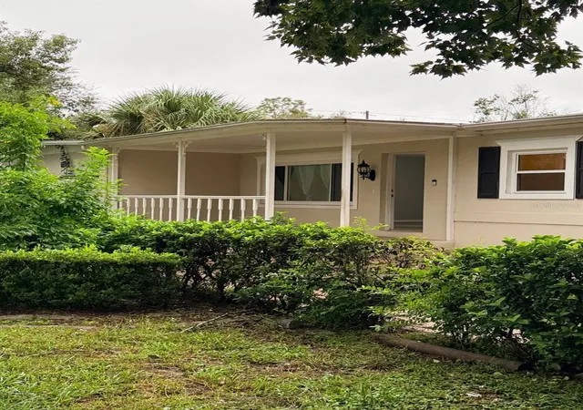 Photo 3 of Single family home for sale at 2626 Florence St, Orlando, FL 32818 | MLS# O6437678 | Listing updated on 2026-10-09