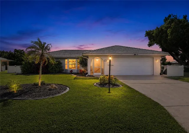 Photo 1 of Single family home for sale at 302 Degas Dr, Nokomis, FL 34275 | MLS# A4704497 | Listing updated on 2026-10-07