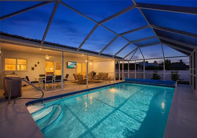 Photo 2 of Single family home for sale at 302 Degas Dr, Nokomis, FL 34275 | MLS# A4704497 | Listing updated on 2026-10-07