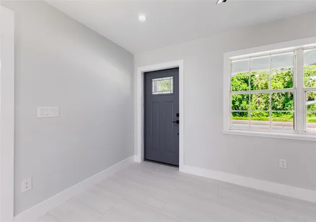 Photo 3 of Single family home for sale at 639 Hand Ave, Sarasota, FL 34232 | MLS# A4704498 | Listing updated on 2026-08-30